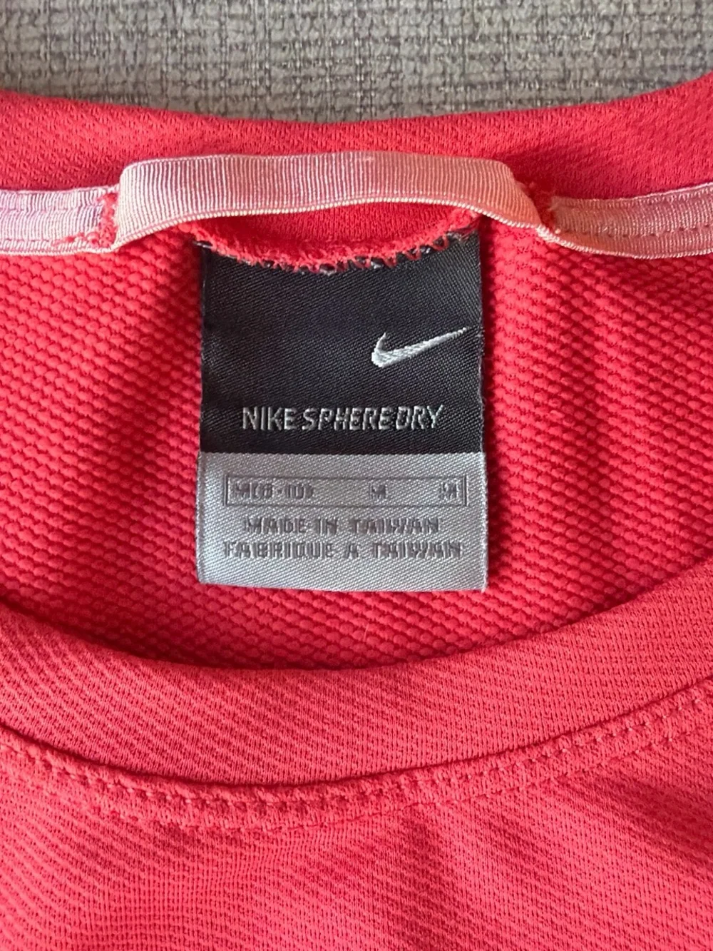 Vintage Y2K Nike Sphere Dry Women’s Pink Athletic Muscle Tank Top